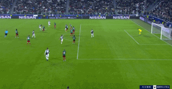 22米世界波+疯狂滑跪!耐玩的变态传奇尤文149秒2球绝境逆转,4万球迷嗨翻天