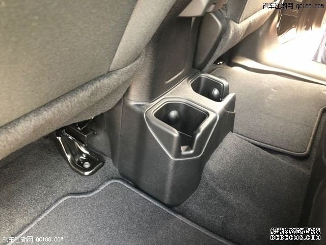 20款Gladiator角斗士牧马人皮卡性能体验