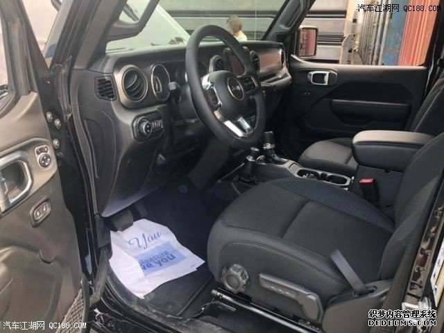 20款Gladiator角斗士牧马人皮卡性能体验