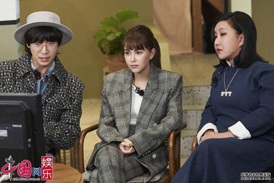 《好看》遇迷茫海变态网页版传奇归女硕士 昆凌回忆坐轮椅试镜