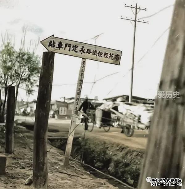 老北京曾经跑客运的轻便火车 跟现在游乐园里差不多 全程五英里