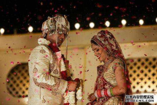 印度:女方不堪“天价嫁妆”重负