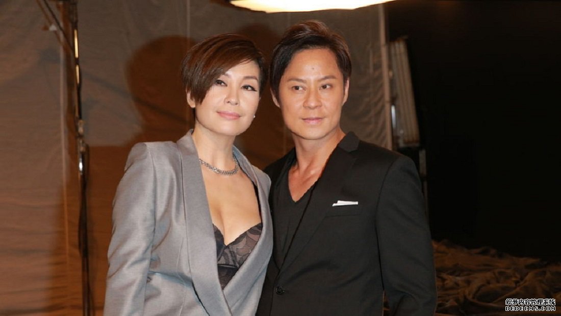 50岁草蜢蔡一杰不是G!有个拍拖18年女友