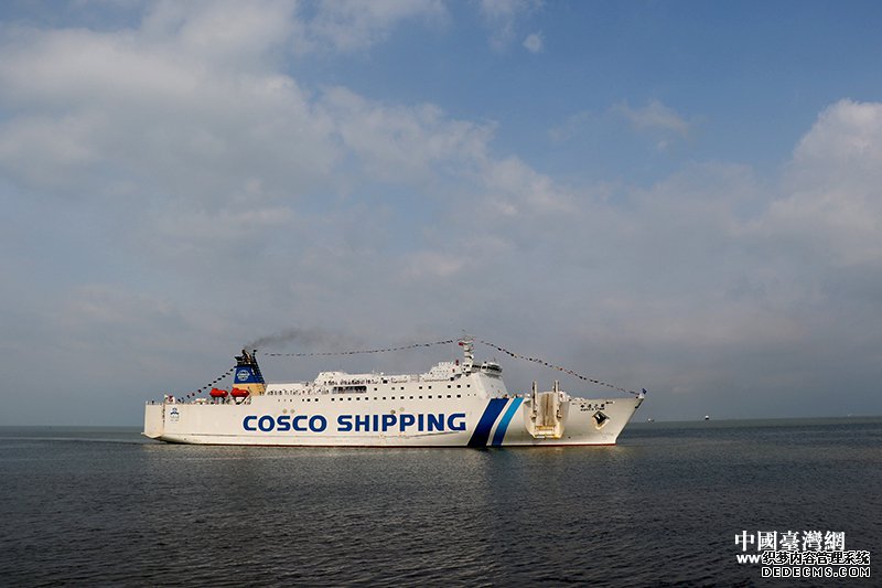 163海里,他们穿梭海峡“越走越近”(3)